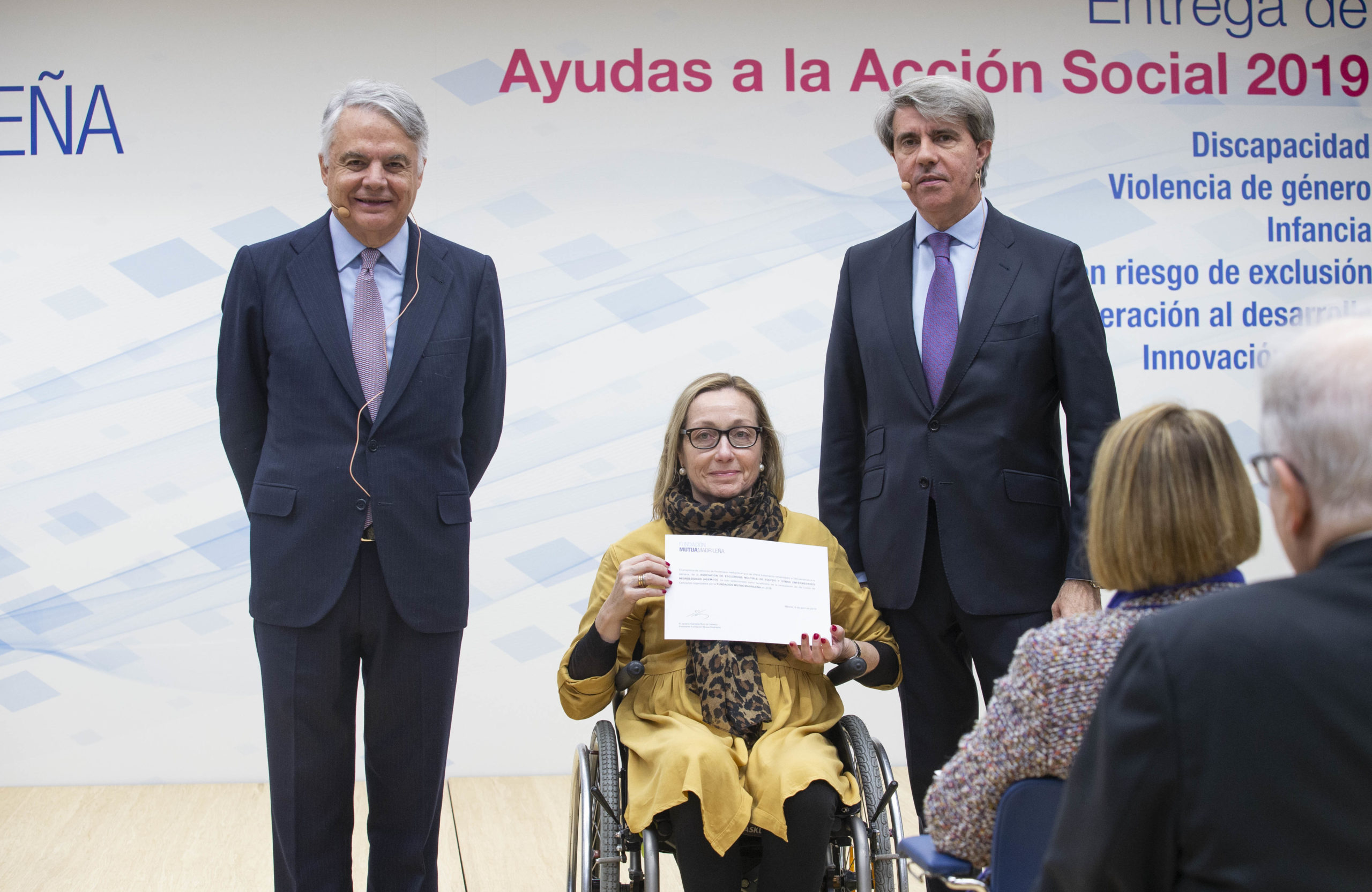 ayudasaccionsocial baja 73